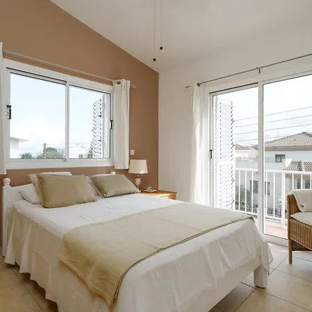 Villa Poppy Paralímni